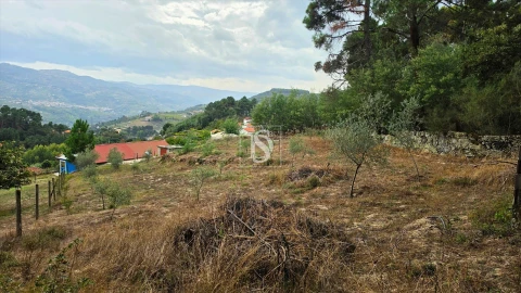 Moradia T2 para Venda em Santa Marinha do Zezere