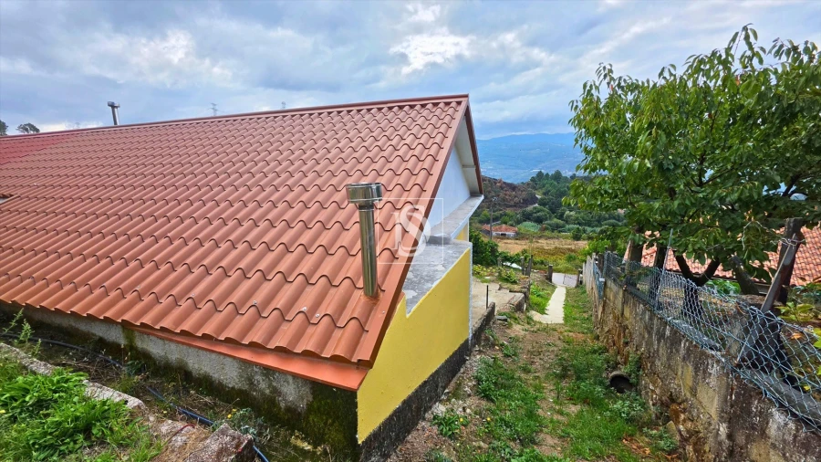 Moradia T2 para Venda em Santa Marinha do Zezere Foto 16