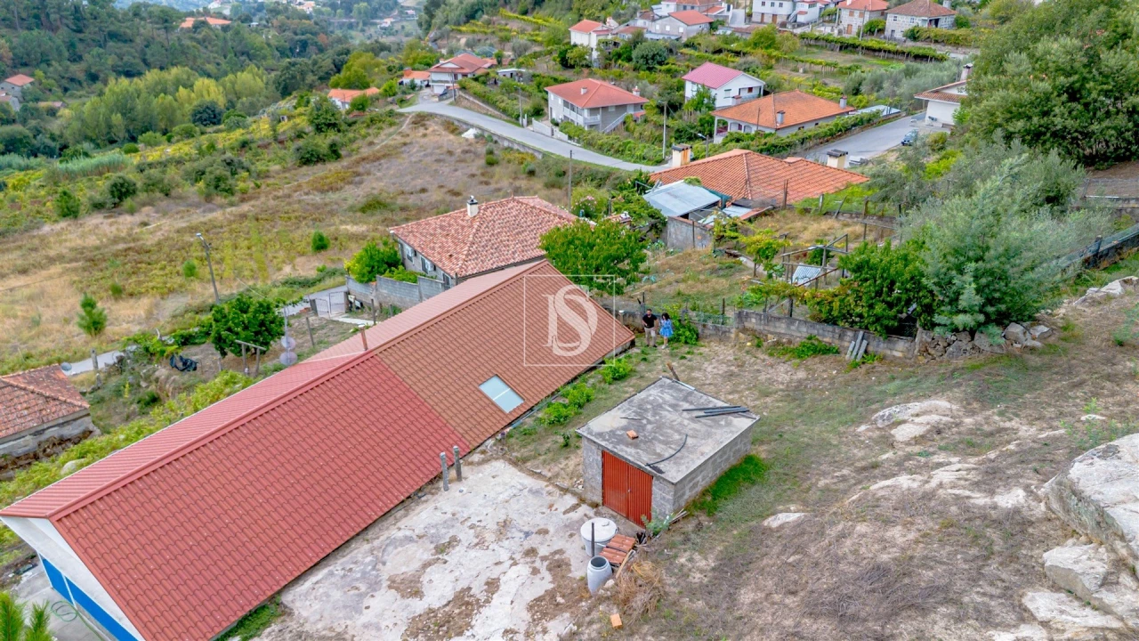 Moradia T2 para Venda em Santa Marinha do Zezere Foto 28