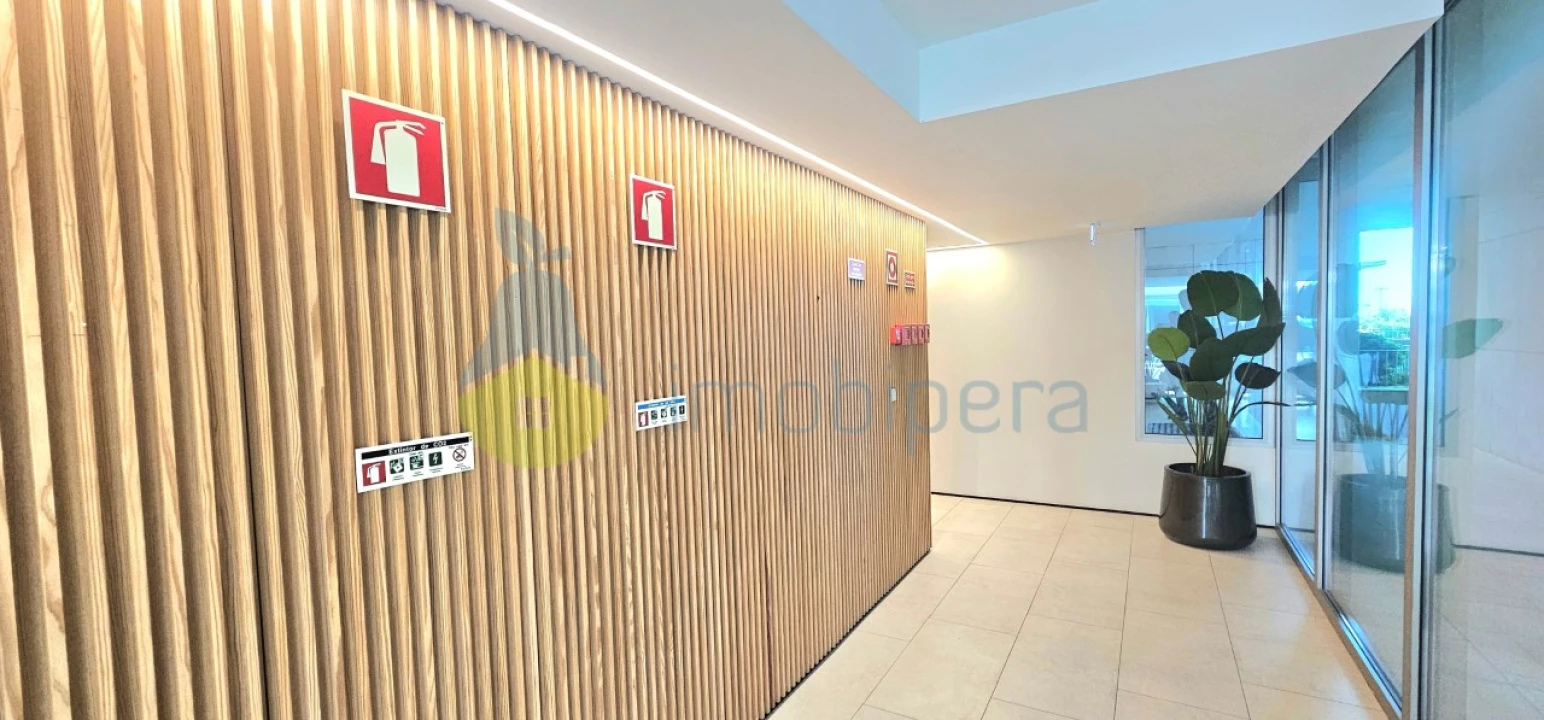 Apartamento T1 para Venda em Armação de Pera Foto 28