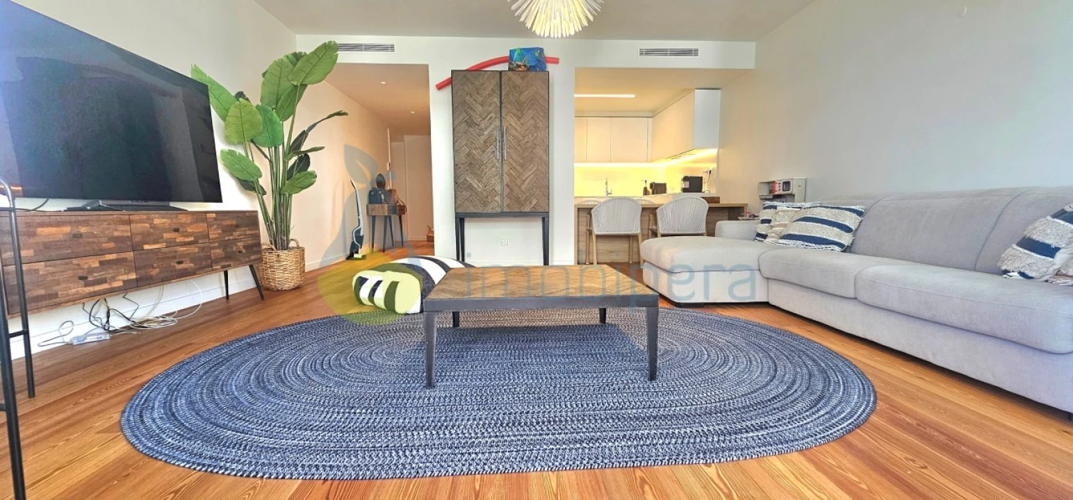 Apartamento T1 para Venda em Armação de Pera Foto 9