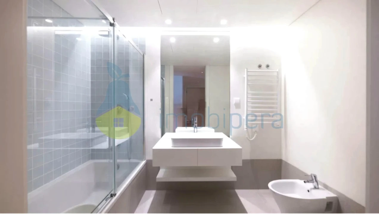 Apartamento T1 para Venda em Armação de Pera Foto 18