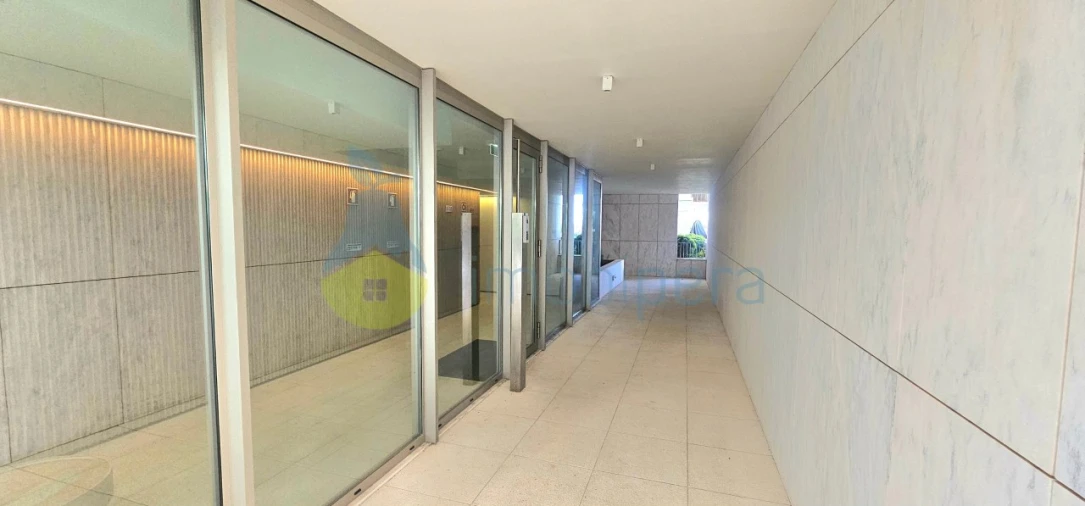 Apartamento T1 para Venda em Armação de Pera Foto 26