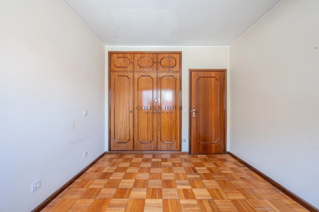 Apartamento T2 para Venda em Oliveira do Douro Foto 16