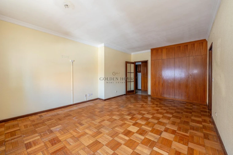 Apartamento T2 para Venda em Oliveira do Douro Foto 5