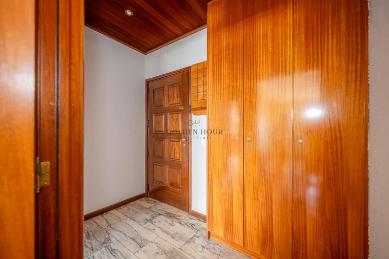 Apartamento T2 para Venda em Oliveira do Douro Foto 32