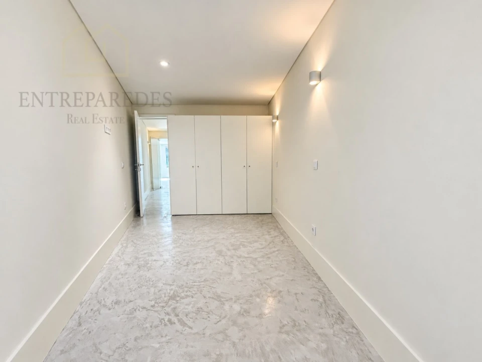 Apartamento T1 para Venda em Cedofeita, Santo Ildefonso, Sé, Miragaia, São Nicolau e Vitória Foto 7