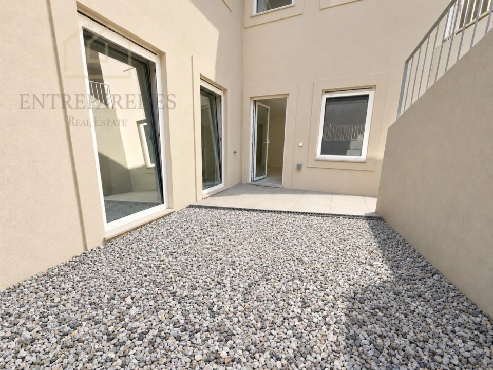 Apartamento T1 para Venda em Cedofeita, Santo Ildefonso, Sé, Miragaia, São Nicolau e Vitória Foto 9