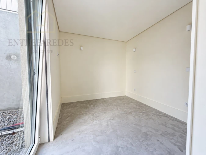 Apartamento T1 para Venda em Cedofeita, Santo Ildefonso, Sé, Miragaia, São Nicolau e Vitória Foto 5