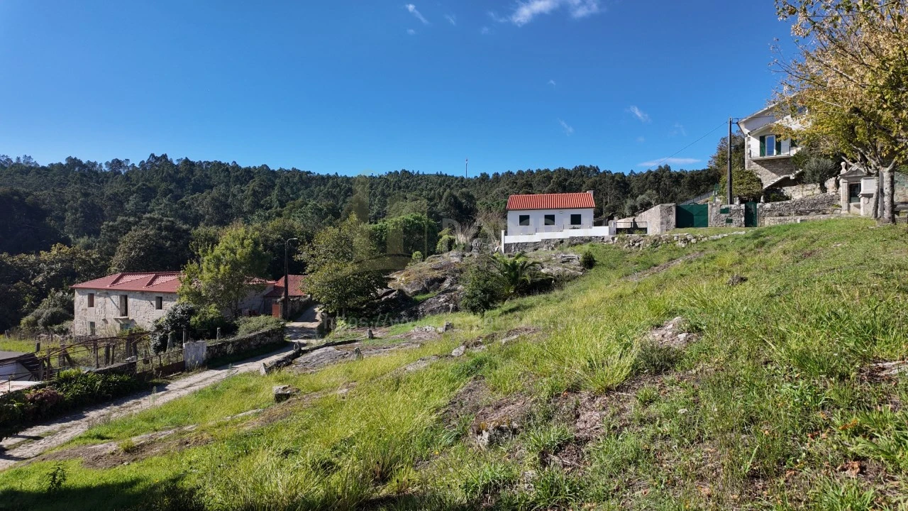 Terreno para Venda em Vilar de Mouros Foto 3