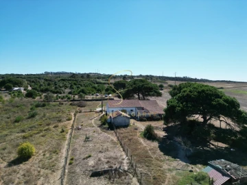 Quinta T3 para Venda em São Teotónio