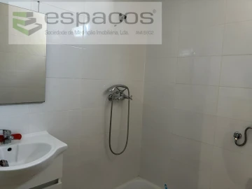 Quinta T4 para Venda em Vale de Prazeres e Mata da Rainha