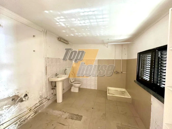 Moradia T4 para Arrendamento em Charneca de Caparica e Sobreda Foto 12
