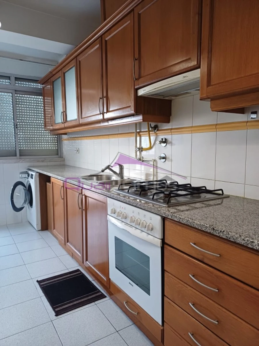 Apartamento T2 para Venda em São João Baptista Foto 4