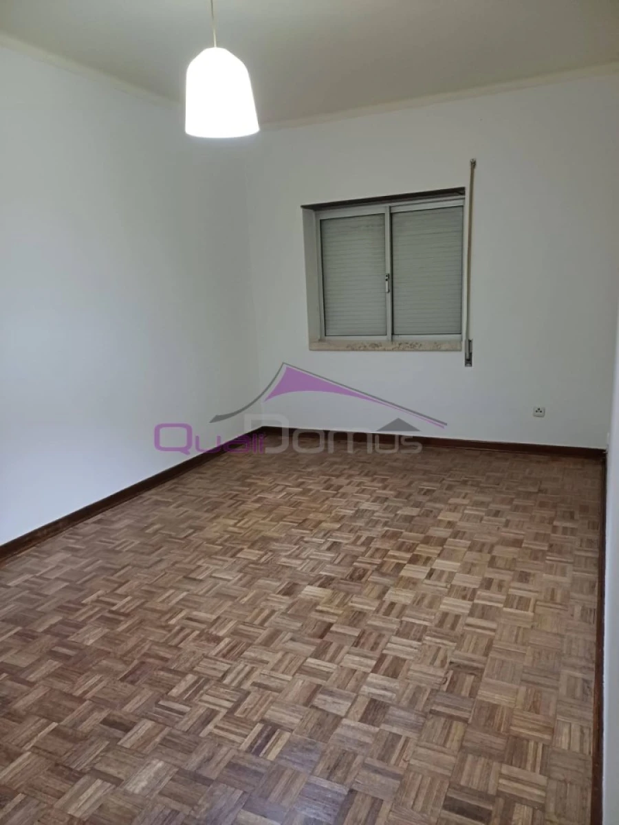 Apartamento T2 para Venda em São João Baptista Foto 14