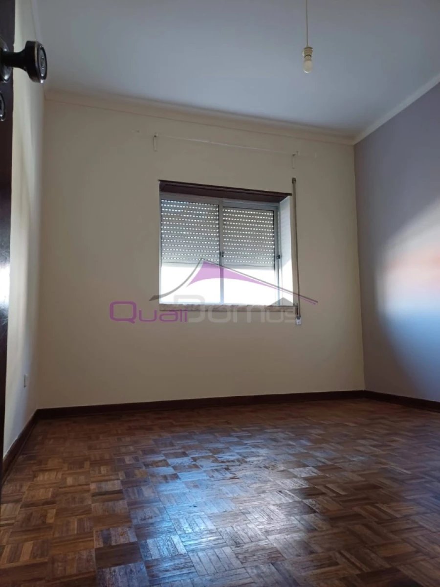 Apartamento T2 para Venda em São João Baptista Foto 16