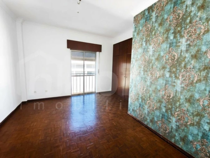 Apartamento T2 para Venda em Benavente Foto 9