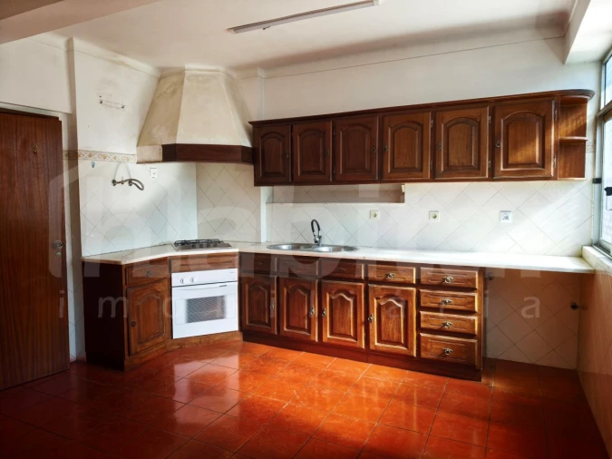 Apartamento T2 para Venda em Benavente Foto 4