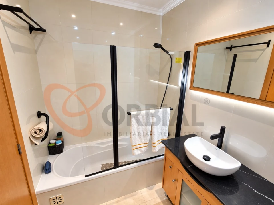 Apartamento T1 para Venda em Albufeira e Olhos de Água Foto 9
