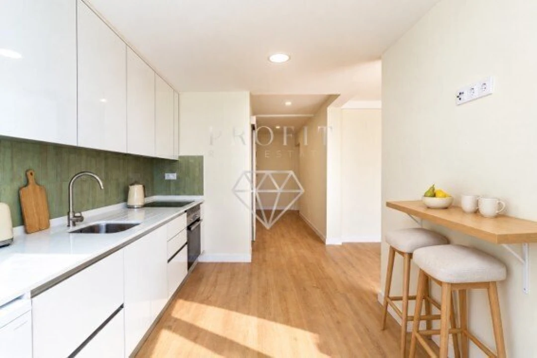 Apartamento T2 para Venda em Venteira Foto 5