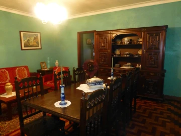 Moradia T4 para Venda em Barbeita