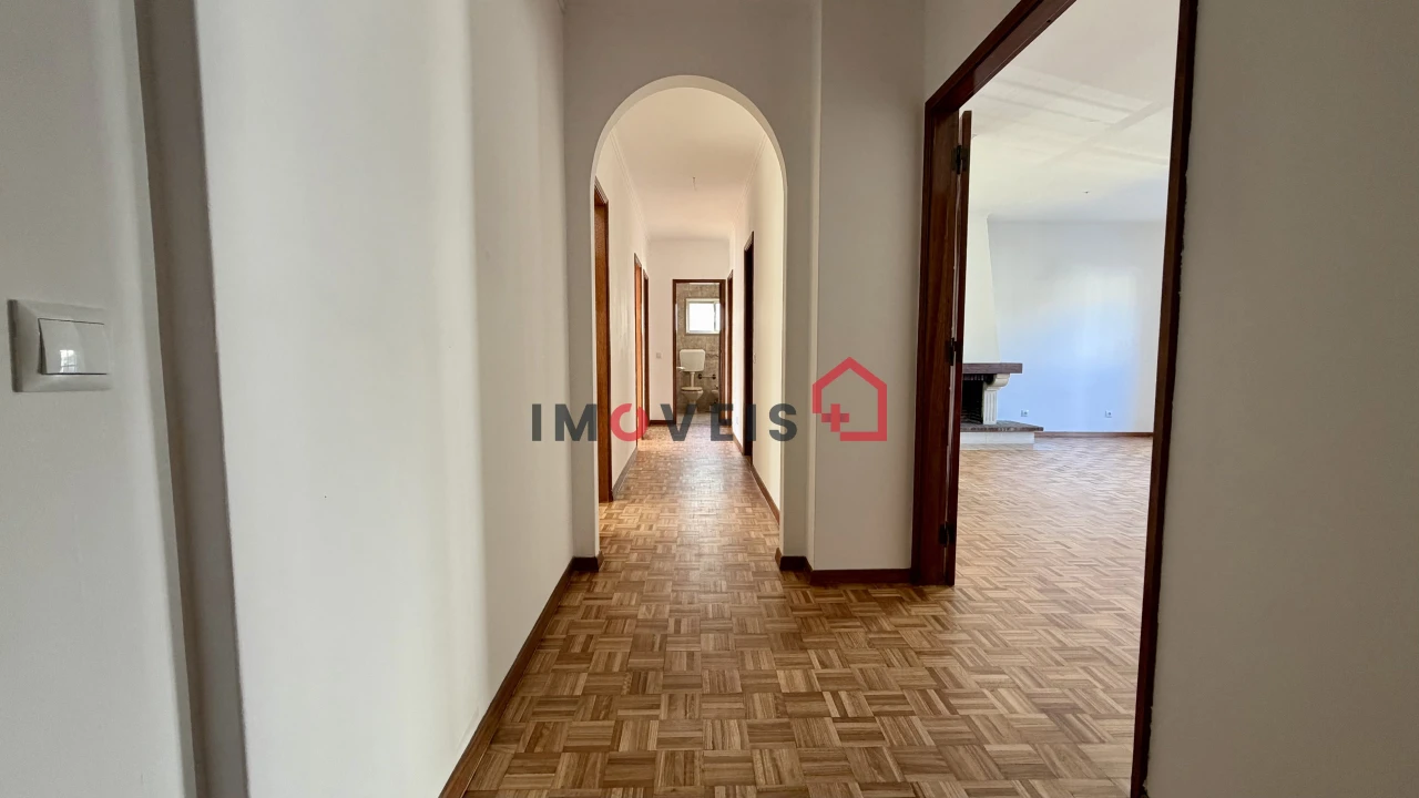 Apartamento T3 para Venda em Leiria, Pousos, Barreira e Cortes Foto 3