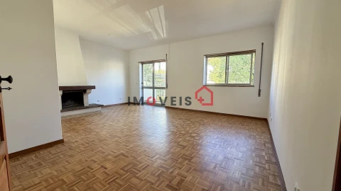 Apartamento T3 para Venda em Leiria, Pousos, Barreira e Cortes