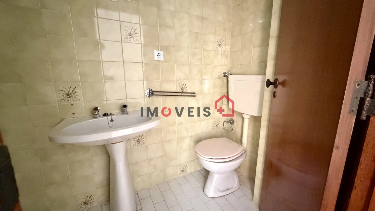 Apartamento T3 para Venda em Leiria, Pousos, Barreira e Cortes Foto 11