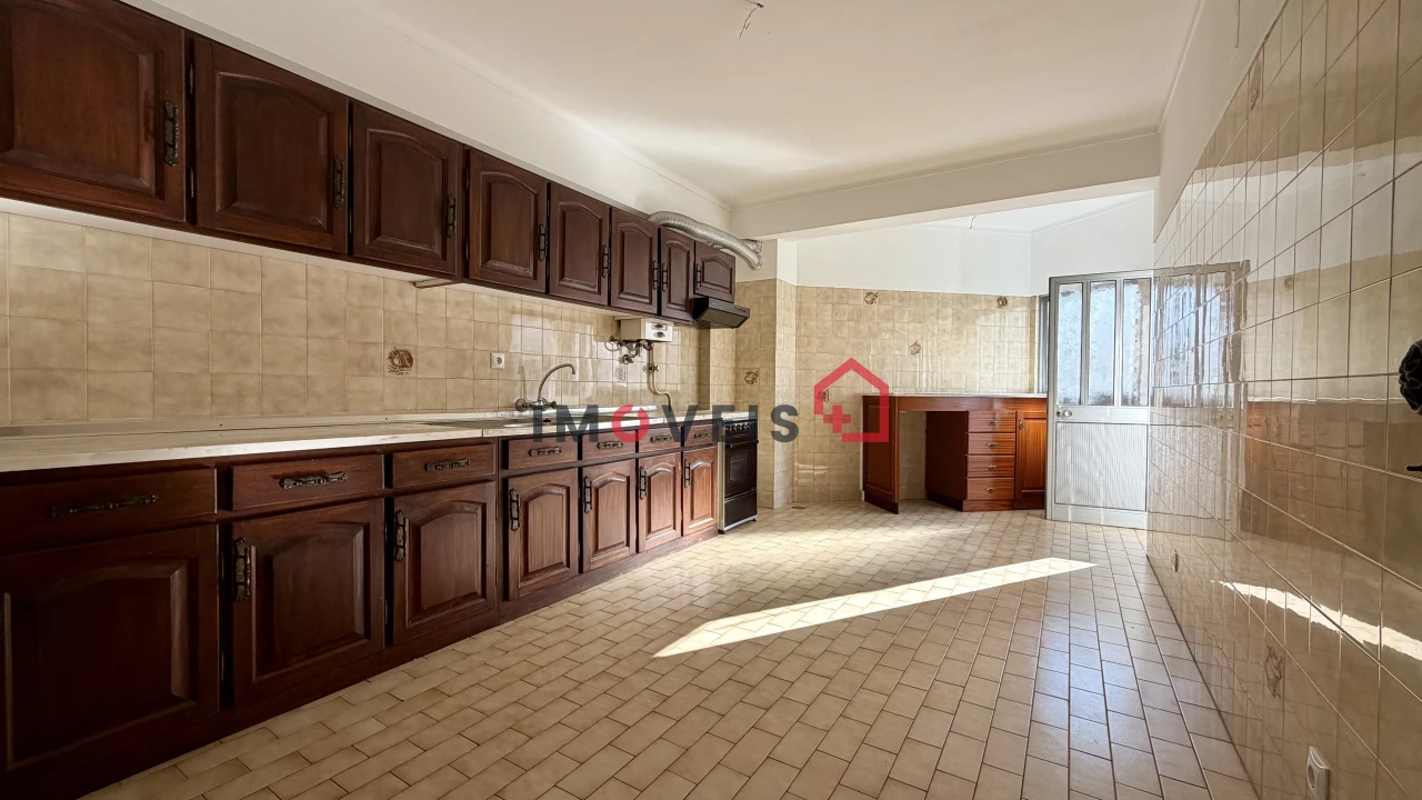 Apartamento T3 para Venda em Leiria, Pousos, Barreira e Cortes Foto 8