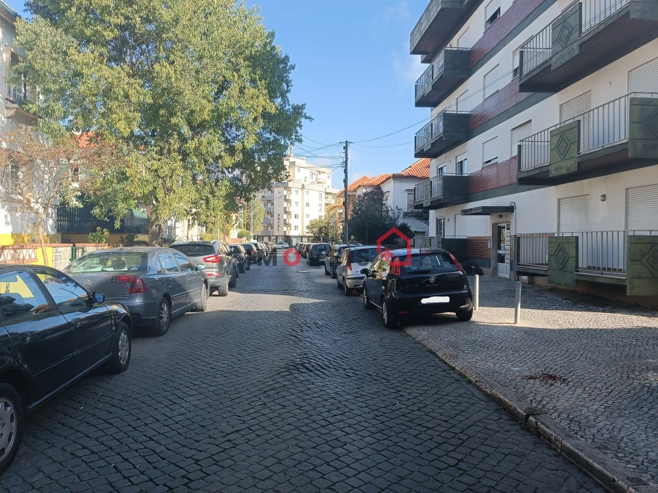 Apartamento T3 para Venda em Leiria, Pousos, Barreira e Cortes Foto 1