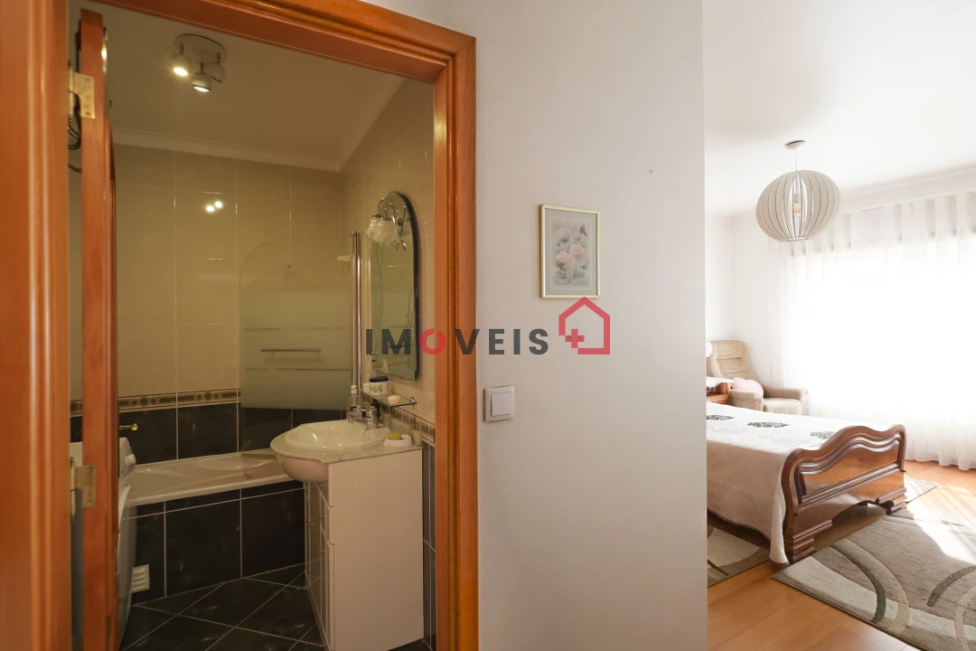 Apartamento T3 para Venda em Marinha Grande Foto 9