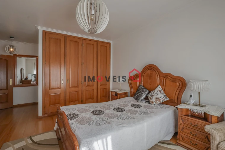 Apartamento T3 para Venda em Marinha Grande Foto 12