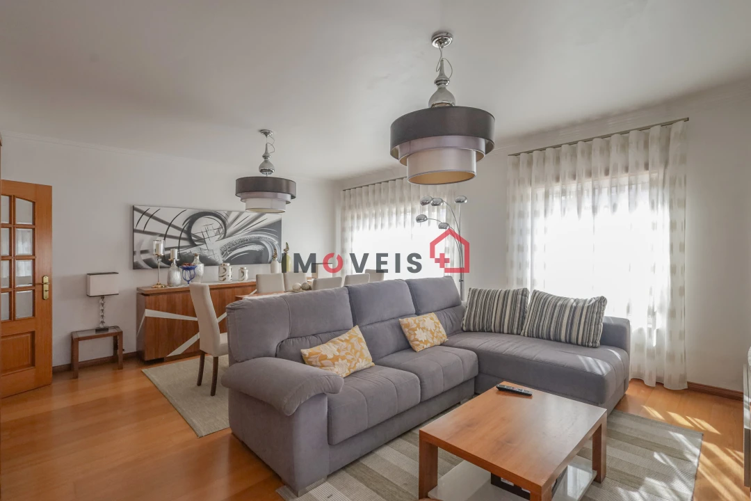 Apartamento T3 para Venda em Marinha Grande Foto 2
