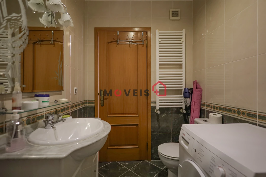 Apartamento T3 para Venda em Marinha Grande Foto 11