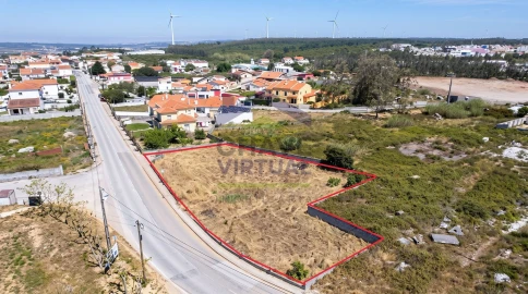 Terreno para Venda em São Bartolomeu dos Galegos e Moledo