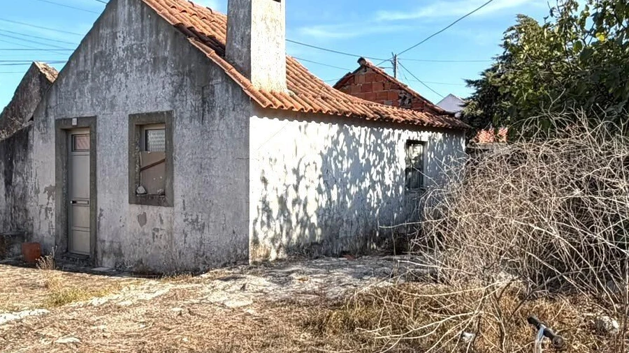 Moradia T2 para Venda em Sesimbra (Castelo)