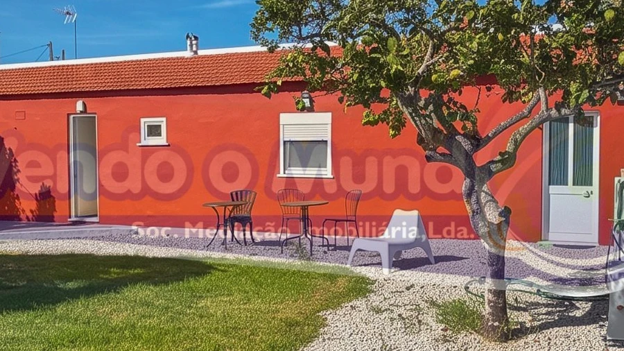 Terreno para Venda em Sarilhos Grandes