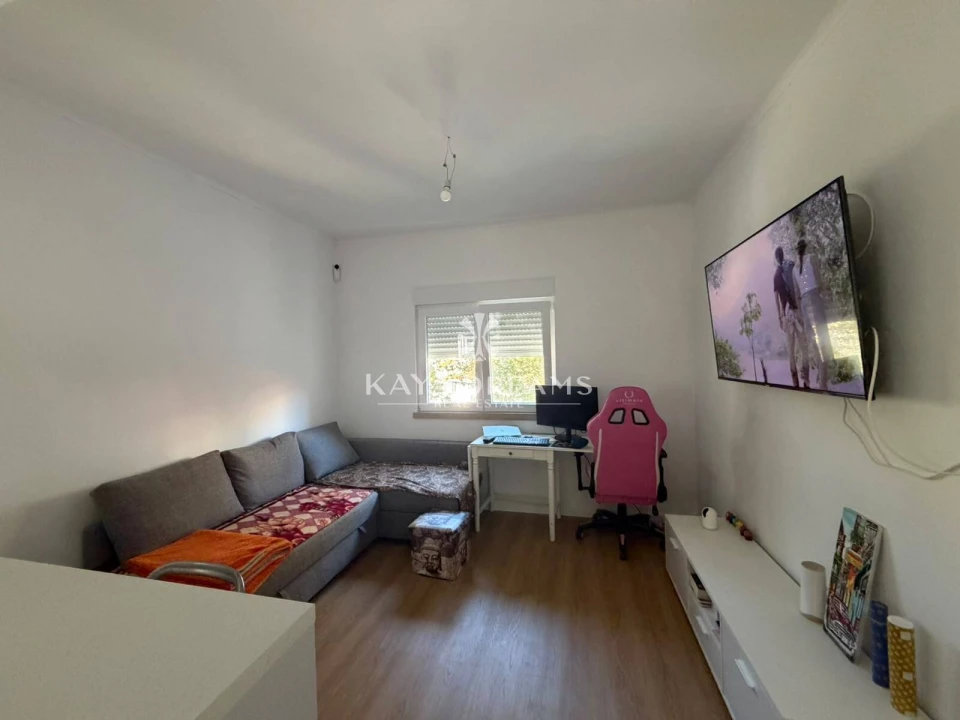 Apartamento T1 para Venda em Águas Livres Foto 6