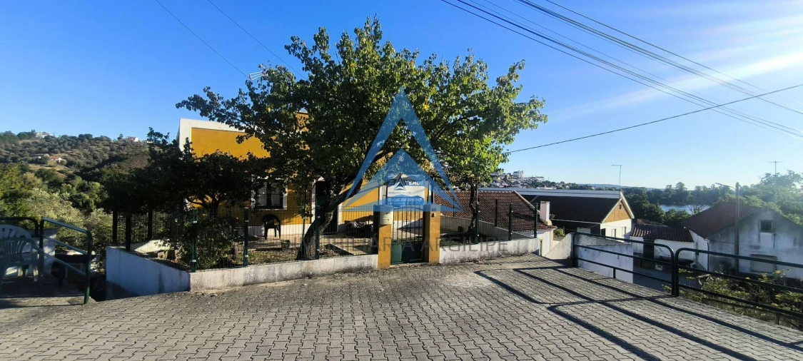 Moradia T6 para Venda em Tancos Foto 11