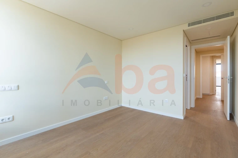 Apartamento T3 para Venda em Esgueira Foto 17
