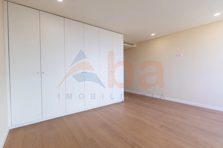 Apartamento T3 para Venda em Esgueira Foto 8