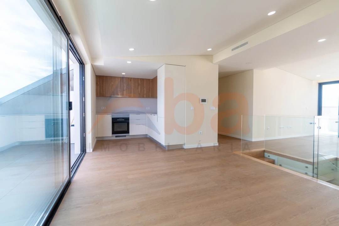 Apartamento T3 para Venda em Esgueira Foto 2