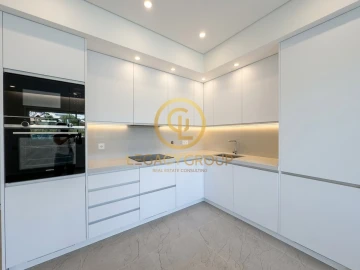 Apartamento T1 para Venda em Quarteira