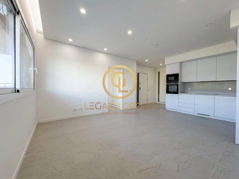 Apartamento T1 para Venda em Quarteira Foto 12