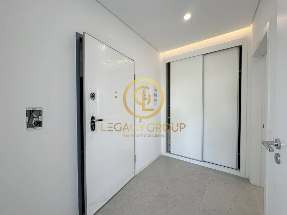 Apartamento T1 para Venda em Quarteira Foto 6