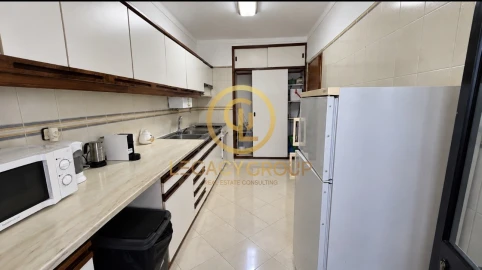 Apartamento T1 para Venda em Quarteira