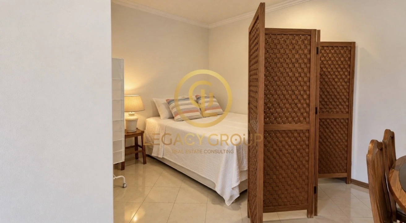 Apartamento T1 para Venda em Quarteira Foto 7