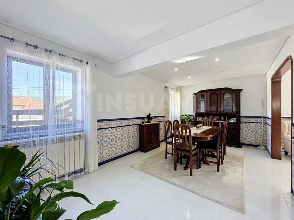 Moradia T5 para Venda em Venade e Azevedo Foto 22