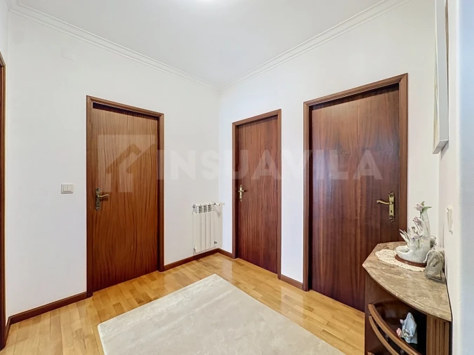 Moradia T5 para Venda em Venade e Azevedo Foto 13
