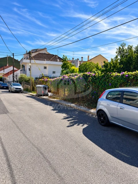Terreno para Venda em Camarate, Unhos e Apelação